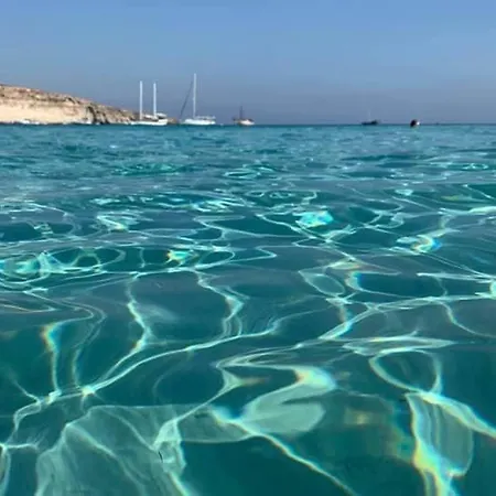 Grandi Porto Vecchio * Lampedusa